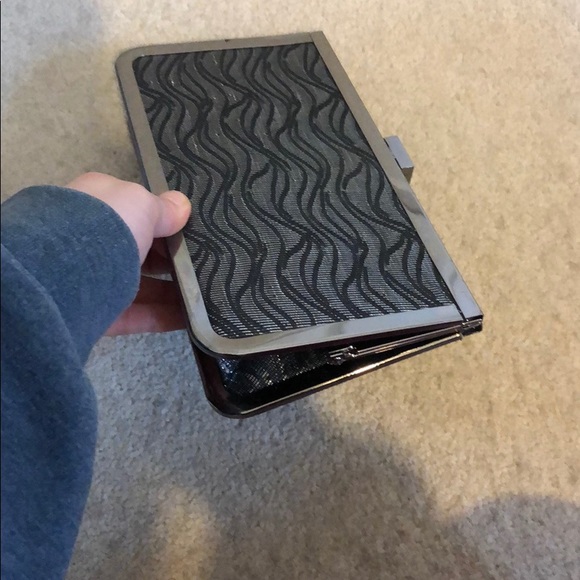 Metallic clutch - Picture 2 of 3